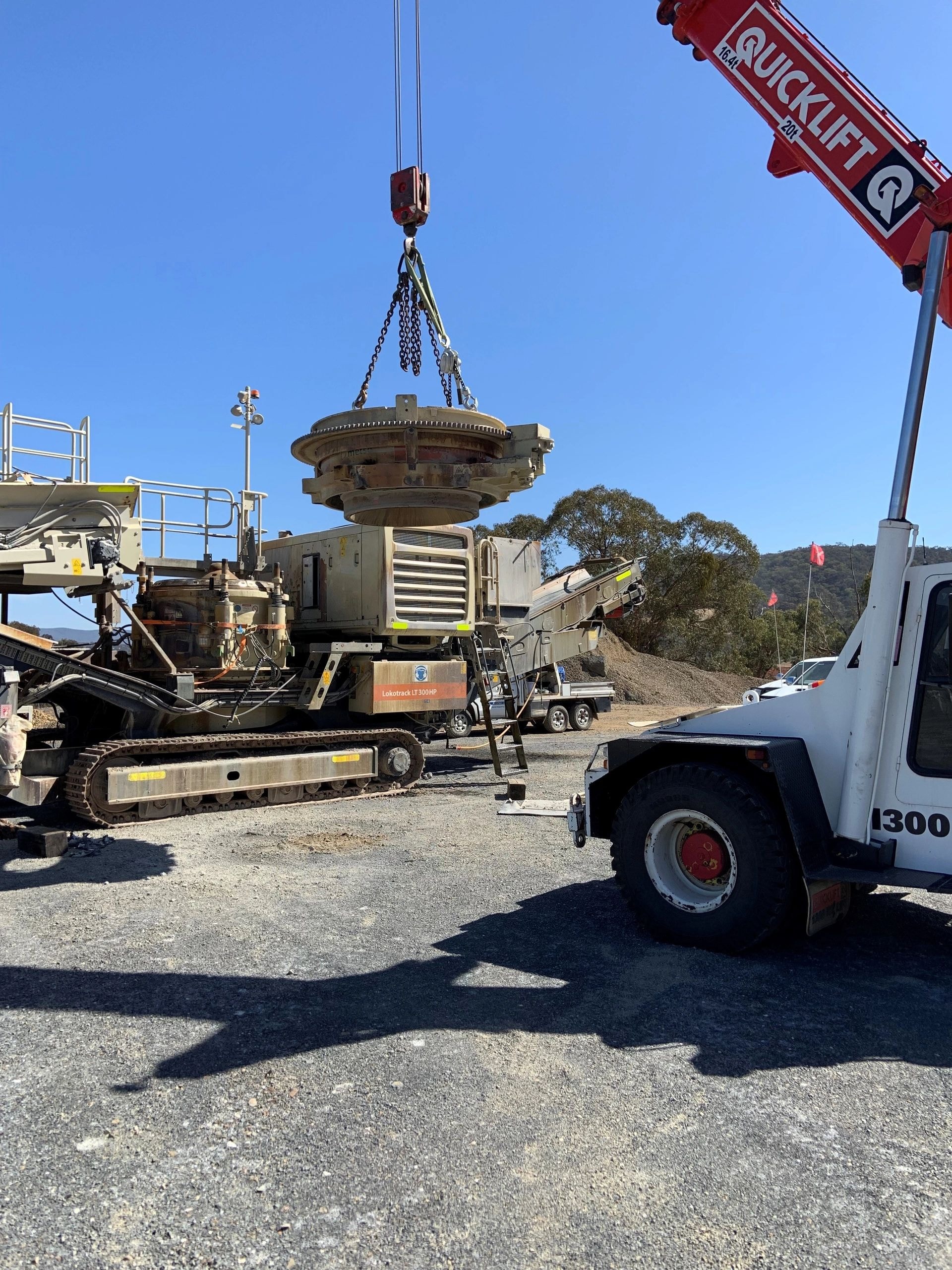 Canndo service truck on rural work site